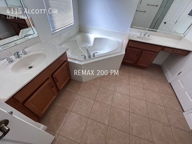Building Photo - 4115 Alcott Cir