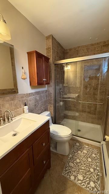 Building Photo - 3 Flower Ln