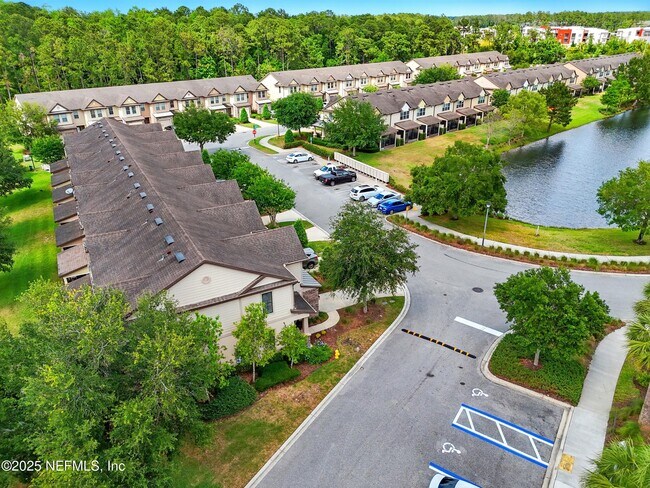 Building Photo - 13964 Berryview Rd