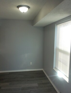 Building Photo - Fully rehabbed duplex with 3 bedrooms and 2 baths in Sugar Creek, MO