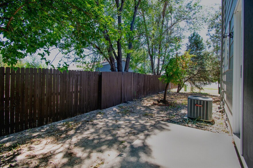 Building Photo - 471 Ellers Grove