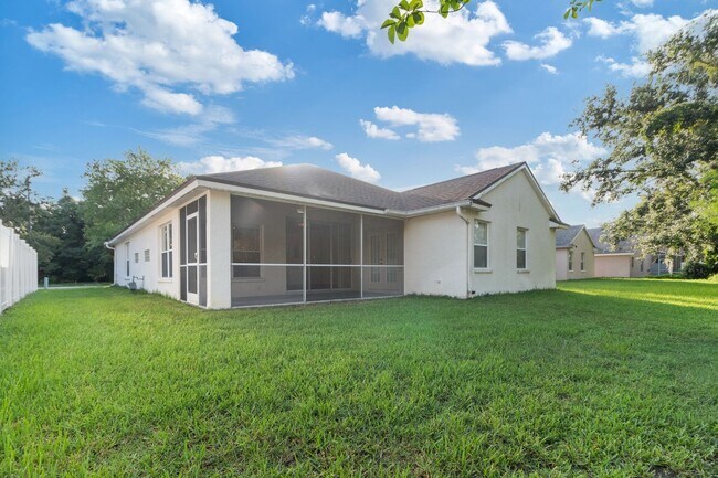 Building Photo - 4 bed, 2 Bath New Tampa Home for Lease!