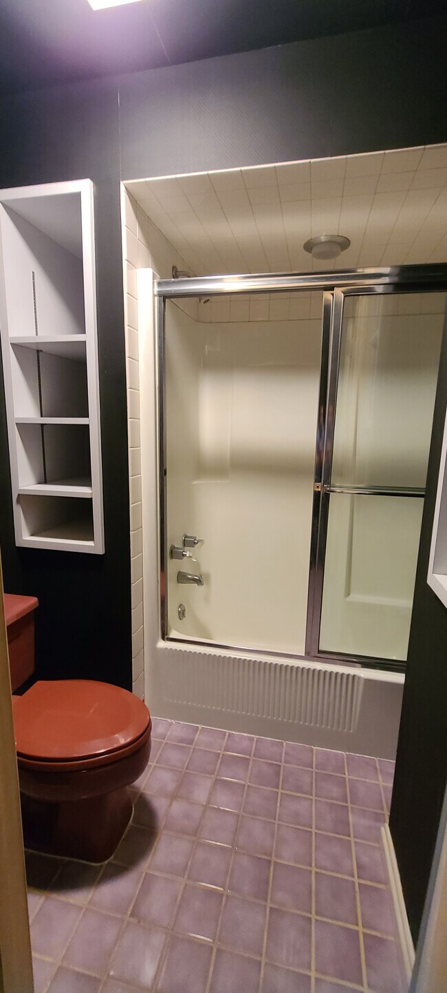 Building Photo - 1460 West Alex Bell Road