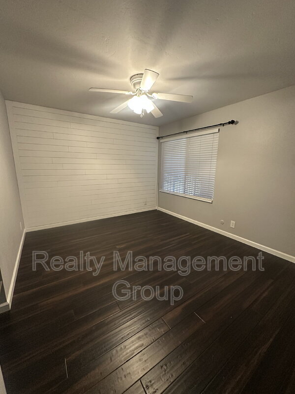 Building Photo - 2388 Windmill View Rd