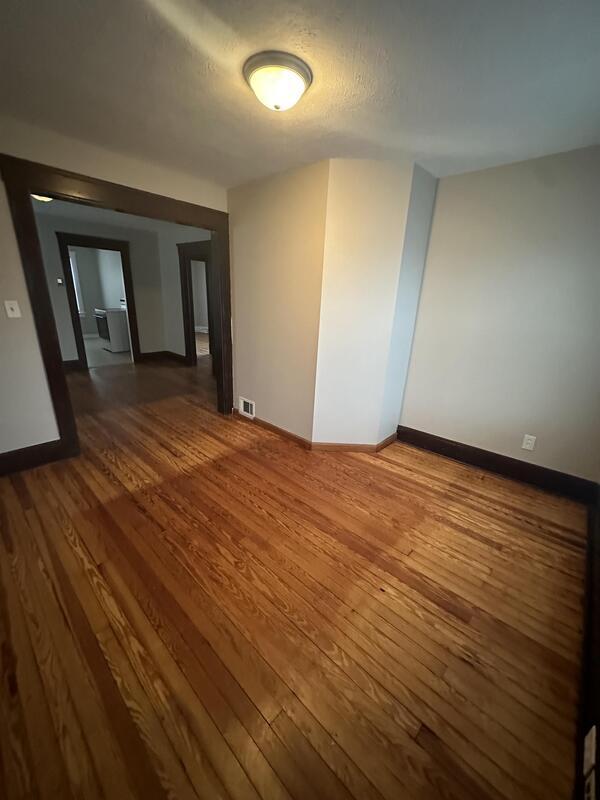 Building Photo - 4517 Bucyrus Ave