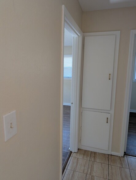 Building Photo - 2210 35th St