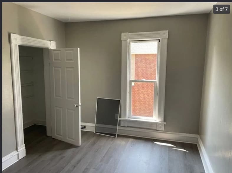 Building Photo - 1328 Evelyn St