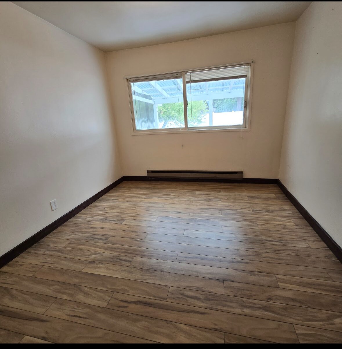 Building Photo - 2120 Laurel St