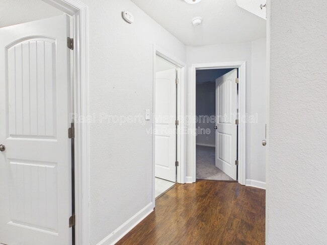 Building Photo - 7803 Nesbitt Dr