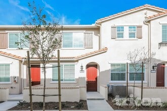 Building Photo - 24689 Tesoro Ct