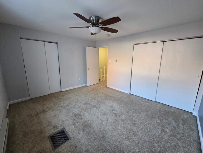 Building Photo - 616 Portland St