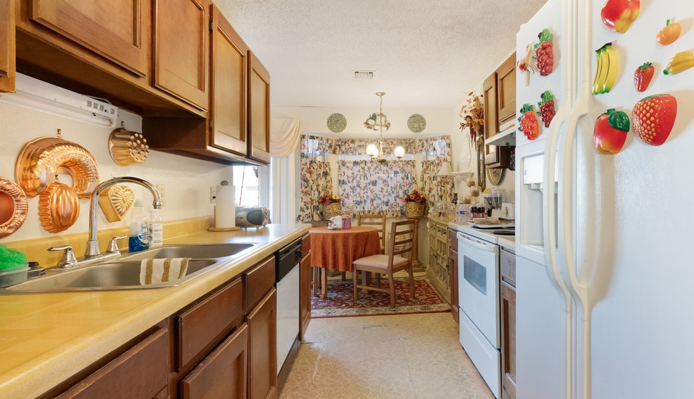 Building Photo - 5207 Tom Stafford Dr