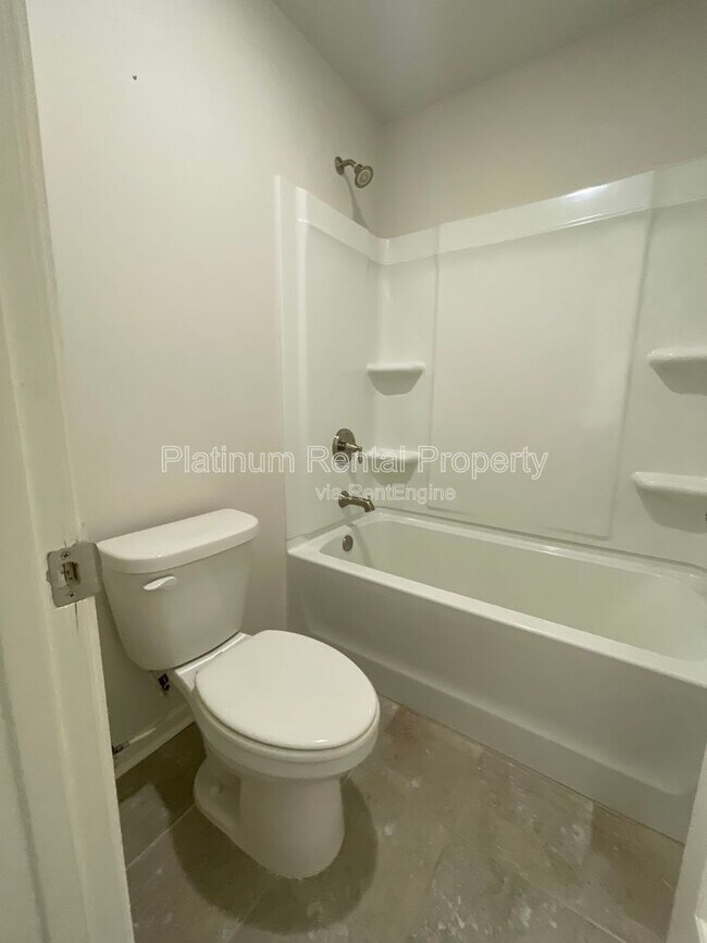 Building Photo - 1616 Chancery Ln