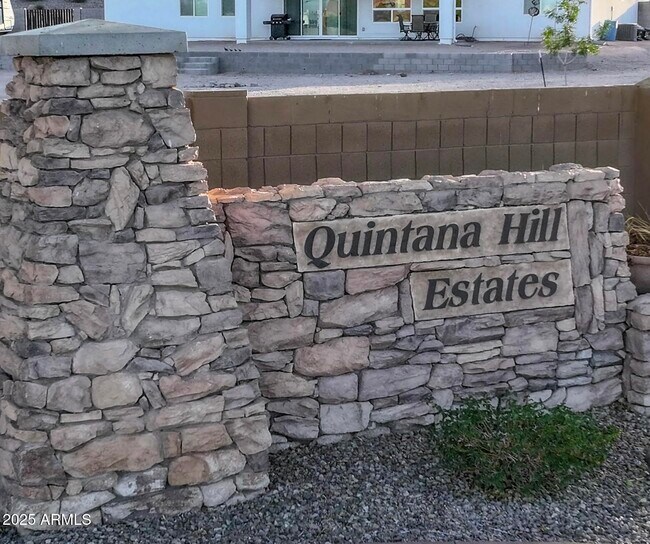 Building Photo - 28143 N QUINTANA Pl