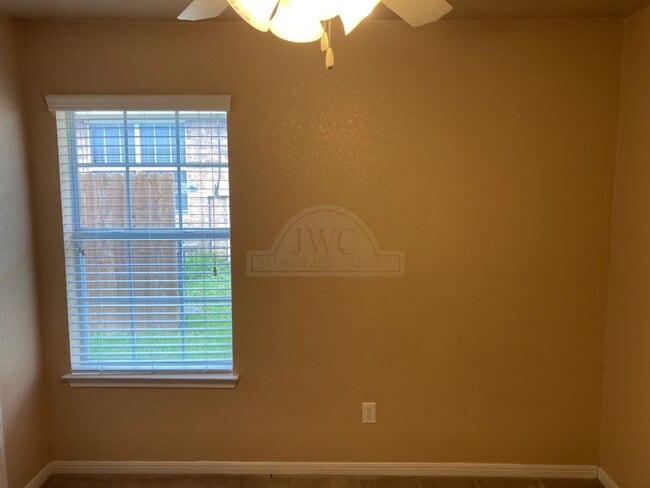 Building Photo - 4703 Autumn Valley Dr