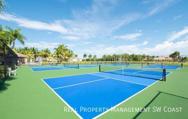 Building Photo - 4256 Liron Ave