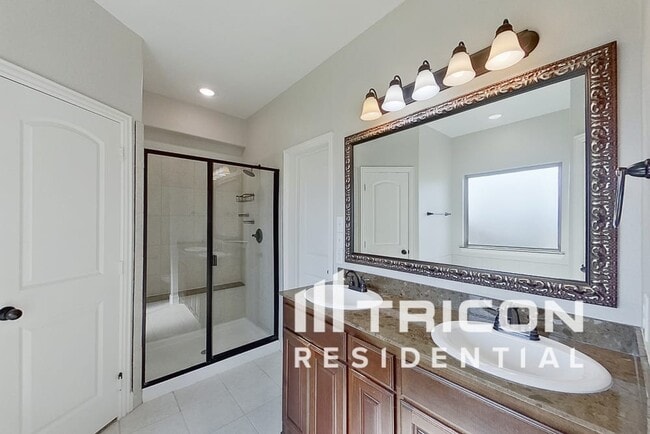 Building Photo - 509 Dogwood Dr