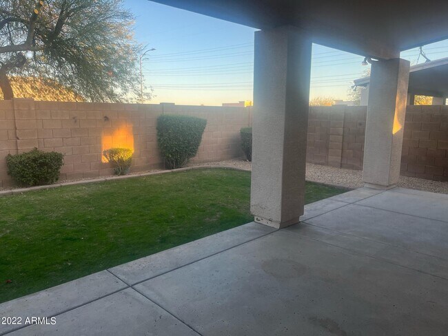 Building Photo - 24627 N 45th Dr
