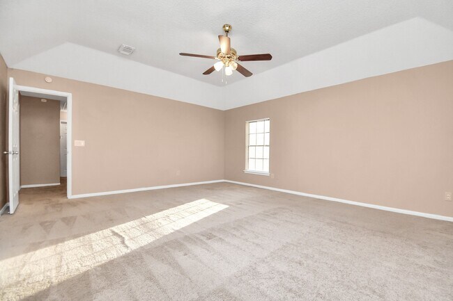 Building Photo - 8723 Rocky Valley Dr