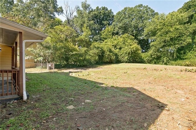 Building Photo - 1357 Lorenzo Dr SW