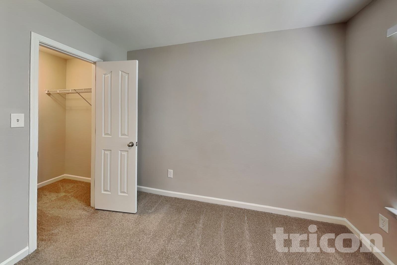 Building Photo - 1129 Hawick Dr