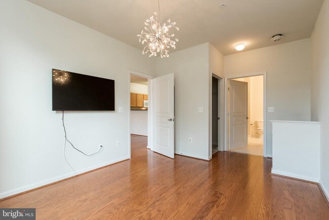 Building Photo - 12000 Market St