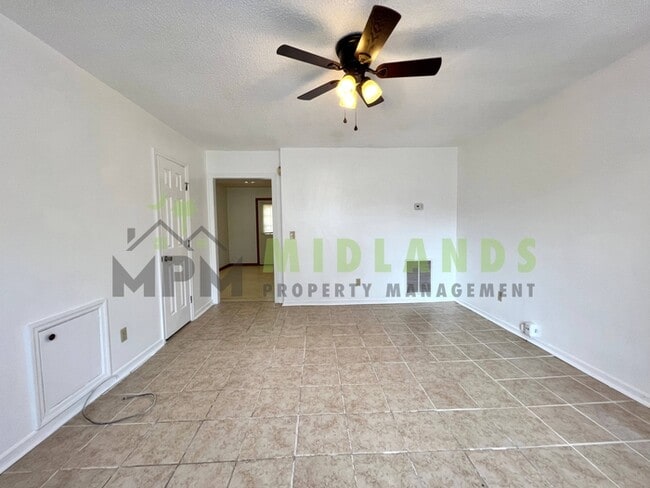 Building Photo - 1603 Westchester Dr