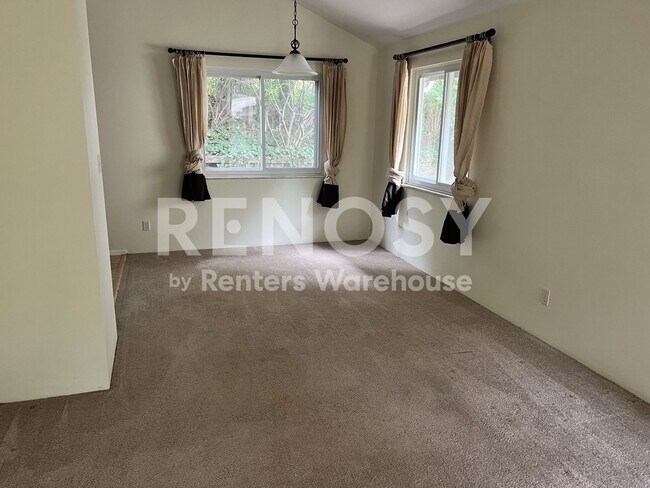 Building Photo - 1470 Pine Row Ct