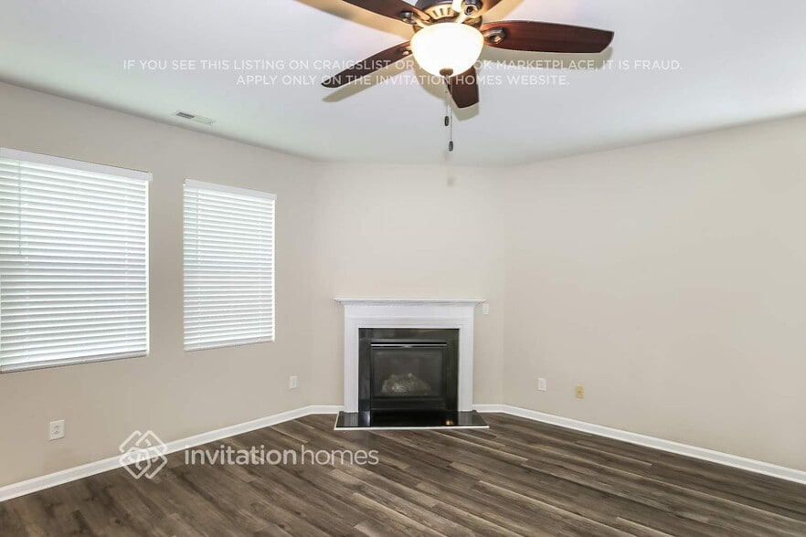 Building Photo - 212 Sycamore Creek Rd