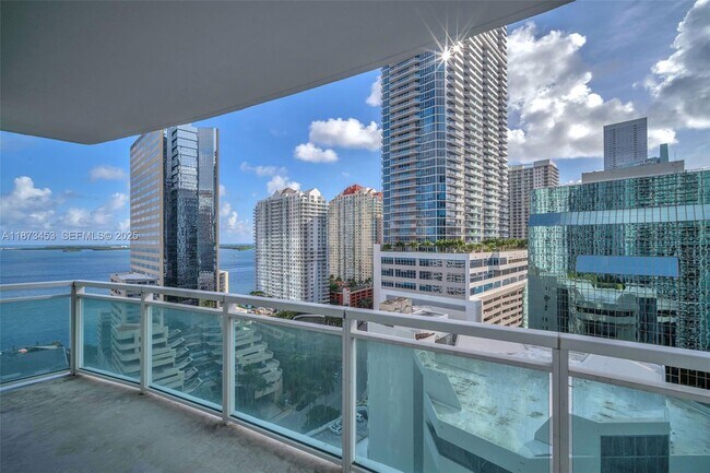 Building Photo - 951 Brickell Ave