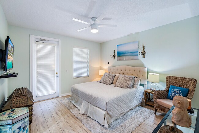 Building Photo - 116 Caravelle Dr