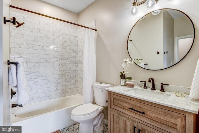 Building Photo - 12527 Heykens Ln