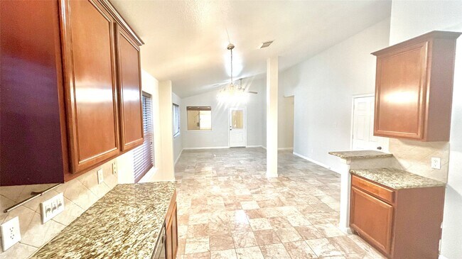 Building Photo - 18311 Melissa Springs Dr