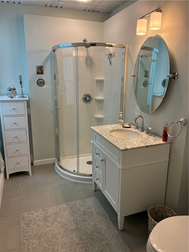 Building Photo - 136 E State St