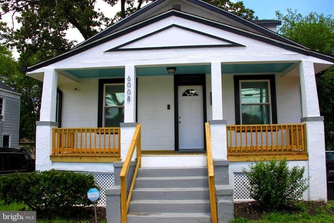 Building Photo - 6008 Addison Rd