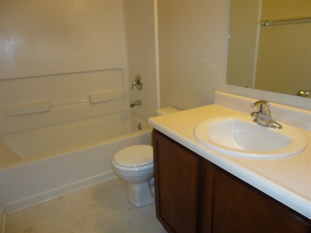 Building Photo - 1319 Fiesta Dr