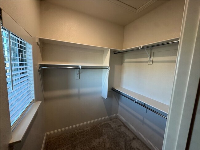 Building Photo - 3004 S 14th St