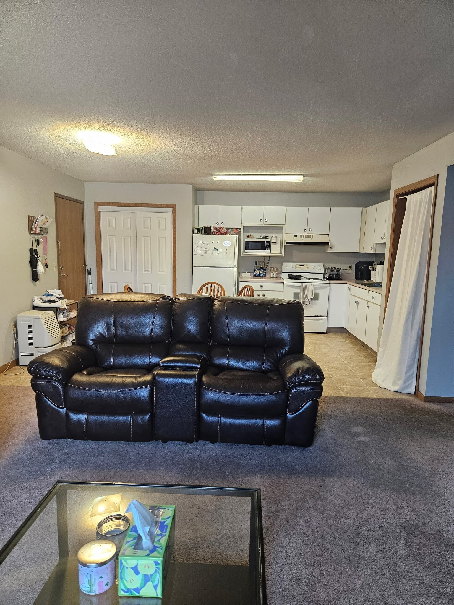 Building Photo - 216 West Ave