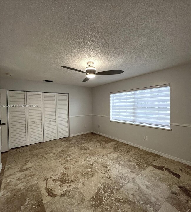 Building Photo - 15540 SW 156th Ave