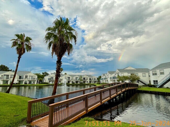 Building Photo - Dockside 2 bed/ 2 bath with Scenic Balcony