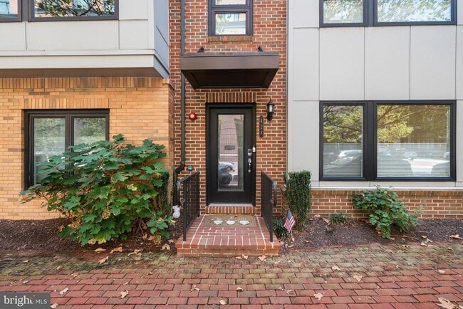 Building Photo - 428 Stabler Ln