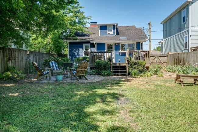 Building Photo - Beautiful Cleveland Park Bungalow, just 2 ...