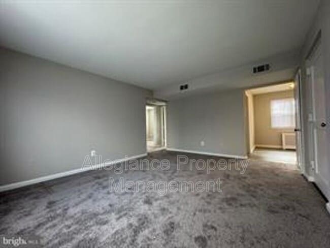Building Photo - 1404 12th St N