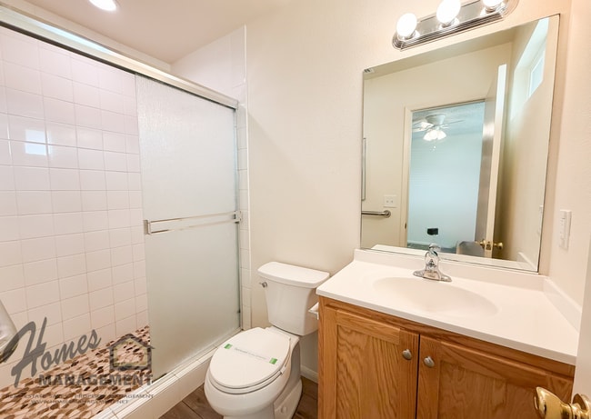 Building Photo - Homes Management - 3 Bed, 2 Bath House in Escondido