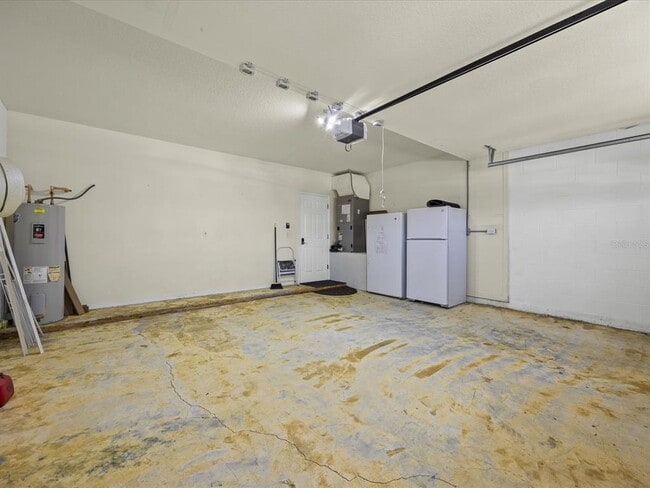 Building Photo - 1111 Liberty Hall Dr