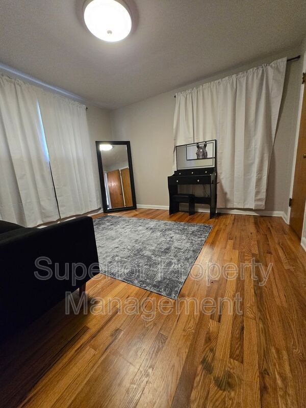 Building Photo - 2781 Deming Blvd