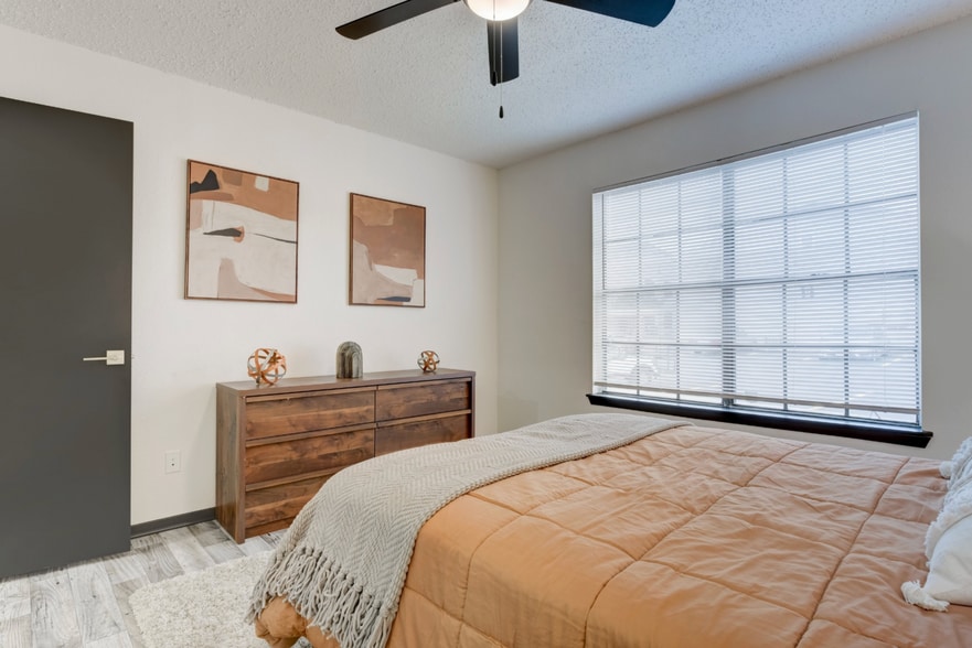 A1_1x1_Reno_BED.png - Ranch at 1856 Apartments
