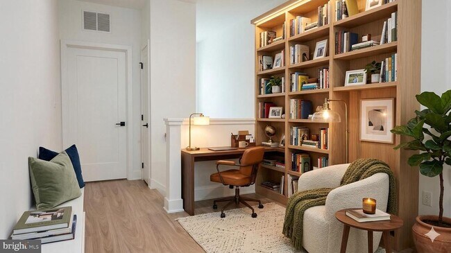 Building Photo - 18104 Donatello Dr