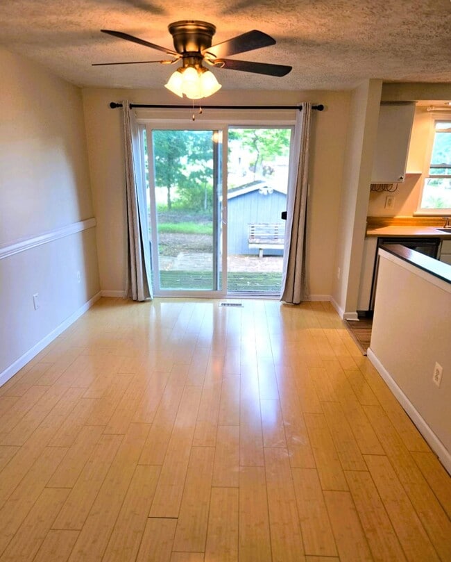 Building Photo - 7808 Butterfield Dr