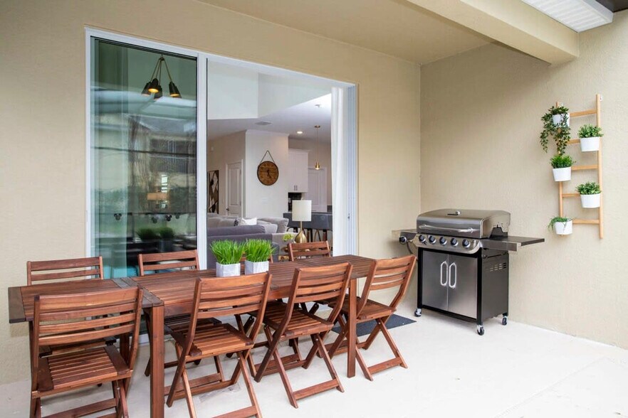 Building Photo - 2761 Bookmark Dr